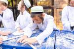אייגנארטיגע געלונגענע תימן'ע טאג אין מחנה ילדים סאטמאר בארא פארק דורך די ראש המדריכים הרב שלום מייזליש און הרב יוסף מאיר מייזליש‎