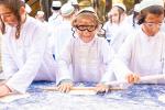 אייגנארטיגע געלונגענע תימן'ע טאג אין מחנה ילדים סאטמאר בארא פארק דורך די ראש המדריכים הרב שלום מייזליש און הרב יוסף מאיר מייזליש‎