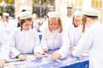 אייגנארטיגע געלונגענע תימן'ע טאג אין מחנה ילדים סאטמאר בארא פארק דורך די ראש המדריכים הרב שלום מייזליש און הרב יוסף מאיר מייזליש‎