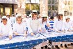 אייגנארטיגע געלונגענע תימן'ע טאג אין מחנה ילדים סאטמאר בארא פארק דורך די ראש המדריכים הרב שלום מייזליש און הרב יוסף מאיר מייזליש‎