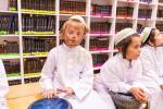 אייגנארטיגע געלונגענע תימן'ע טאג אין מחנה ילדים סאטמאר בארא פארק דורך די ראש המדריכים הרב שלום מייזליש און הרב יוסף מאיר מייזליש‎