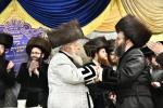 מראות חייו פון כ"ק אדמו"ר מקרעטשניף סיגעט זצ"ל 