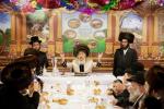 מראות חייו פון כ"ק אדמו"ר מקרעטשניף סיגעט זצ"ל 