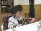 מראות חייו פון כ"ק אדמו"ר מקרעטשניף סיגעט זצ"ל 