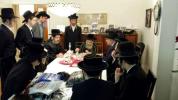בילדער און ווידיאוס פון כ"ק אדמו"ר מקרעטשניף סיגעט זצ"ל