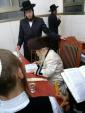 בילדער און ווידיאוס פון כ"ק אדמו"ר מקרעטשניף סיגעט זצ"ל