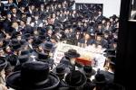 בילדער און ווידיאוס פון כ"ק אדמו"ר מקרעטשניף סיגעט זצ"ל