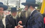 בילדער און ווידיאוס פון כ"ק אדמו"ר מקרעטשניף סיגעט זצ"ל