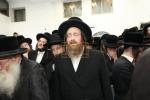 פולע גאלעריע: מסע הלויה פון כ"ק אדמו"ר מקרעטשניף סיגעט זצ"ל 