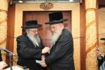 פולע גאלעריע: מסע הלויה פון כ"ק אדמו"ר מקרעטשניף סיגעט זצ"ל 