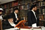 ראש הישיבה הגרמ"צ בערגמאן שליט"א ביי תפילת יום כיפור קטן ער"ח אלול (מוקדם)