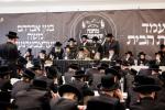 כ"ק אדמו"ר מסאטמאר שליט"א באזוכט אין מחנה רב טוב - מרת קויפמאן קעמפ און אין מחנה סאטמאר בארא פארק