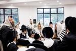 כ"ק אדמו"ר מסאטמאר שליט"א באזוכט אין מחנה רב טוב - מרת קויפמאן קעמפ און אין מחנה סאטמאר בארא פארק
