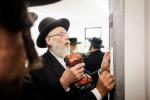 כ"ק אדמו"ר מסאטמאר שליט"א באזוכט אין מחנה רב טוב - מרת קויפמאן קעמפ און אין מחנה סאטמאר בארא פארק