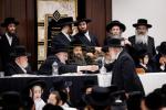 כ"ק אדמו"ר מסאטמאר שליט"א באזוכט אין מחנה רב טוב - מרת קויפמאן קעמפ און אין מחנה סאטמאר בארא פארק