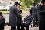 כ"ק אדמו"ר מסאטמאר שליט"א באזוכט אין מחנה רב טוב - מרת קויפמאן קעמפ און אין מחנה סאטמאר בארא פארק