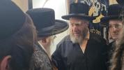  הרב עזרא פריעדלענדער  בן  כ"ק אדמו"ר מליסקא שליט"א  מיט  גדולי ישראל  אין אייראפע