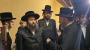  הרב עזרא פריעדלענדער  בן  כ"ק אדמו"ר מליסקא שליט"א  מיט  גדולי ישראל  אין אייראפע