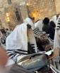 Main image for הגאון רבי אביש צינווירט שליט"א ביי תפילת הלל ביים כותל המערבי