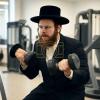 Main image for כ"ק ראב"ד סקווירא שליט"א: יעדער איד דארף מאכן עקסערזייס