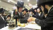 הרב דוד רוקח שליט"א נכד כ"ק אדמו"ר מבעלזא שליט"א אויף שבת קודש אין ישיבת בעלזא חיפה