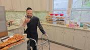פרישע בילדער פון די ניקלשבורג ביהמ"ד 