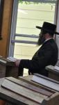 פרישע בילדער פון די ניקלשבורג ביהמ"ד 