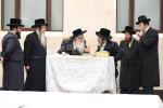 כ"ק אדמו"ר מצאנז שליט"א נעמט אויף קהל חסידיו אין ביתר לקראת ימים הנוראים