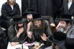 פולע גאלעריע: ניחום אבלים בחצר הקודש קרעטשניף סיגעט 
