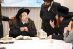 מעמד מסיבת לחיים בבית הרה"ק רבי יעקב מאיר שעכטער שליט"א לרגל הוצאה לאור הספר החדש "דורשי יחודך" יסודי היהדות ח"ב