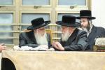 כ"ק אדמו"ר מצאנז שליט"א ביי קבלת קהל בבית מדרשו אין קרית צאנז ירושלים.   