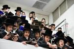 א' סליחות ביי כ"ק אדמו"ר מסערט וויזניץ שליט"א 