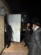 הגאון רבי יעקב זיידה שליט"א דומ"ץ ויזניץ וויליאמסבורג קוקט איבער די הידורים פונעם “מקוה טהרה" פון קאסא גראנדע אריזאנע