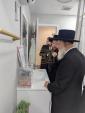 הגאון רבי יעקב זיידה שליט"א דומ"ץ ויזניץ וויליאמסבורג קוקט איבער די הידורים פונעם “מקוה טהרה" פון קאסא גראנדע אריזאנע
