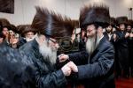שמחת החתונה בחצרות גאלאנטא ברעזנא ווינא טענקא 