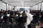 הגה"צ אב"ד צאנז ארה"ב שליט"א אויף א ביקור חיזוק בקרב בני קהילתו לרגל ימים הנוראים הבעלל"ט