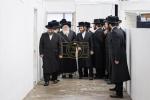 י"א אלול יארצייט של הרבנות מבאבוב ע"ה וביקור אצל הבנין ת"ת החדש בלינדן