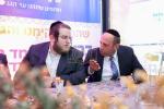 רבנים ואישי ציבור באזוכן סטעמפ נאדלאן אין בית שמש