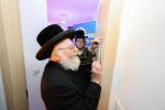 רבנים ואישי ציבור באזוכן סטעמפ נאדלאן אין בית שמש