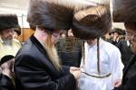 שמחת בית וויטעפסק - סערעדנא - קאסוב ירושלים -- חתונת בת האדמו"ר מוויטעפסק עם נכד האדמו"ר מסערעדנא וחתן האדמו"ר מקאסוב ירושלים -