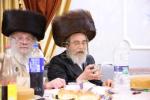 שמחת בית וויטעפסק - סערעדנא - קאסוב ירושלים -- חתונת בת האדמו"ר מוויטעפסק עם נכד האדמו"ר מסערעדנא וחתן האדמו"ר מקאסוב ירושלים -