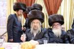 שמחת בית וויטעפסק - סערעדנא - קאסוב ירושלים -- חתונת בת האדמו"ר מוויטעפסק עם נכד האדמו"ר מסערעדנא וחתן האדמו"ר מקאסוב ירושלים -