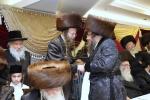 שמחת החתונה לבן האדמו"ר מביאלא בית שמש החתן הרב שלמה לייב עב"ג הכלה בת הגה"צ ר' אהרן וואזנר וחתן גאב"ד לאנדאן לרפו"ש 