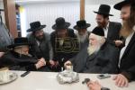 כ"ק אדמו"ר מתולדות אברהם יצחק שליט"א ביי כ"ק גאב"ד ירושלים שליט"א 