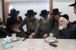 כ"ק אדמו"ר מתולדות אברהם יצחק שליט"א ביי כ"ק גאב"ד ירושלים שליט"א 