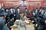 כ"ק אדמו"ר מסאטמאר שליט"א ביים התמנות דומ"ץ בביהמ"ד אור ישראל אלימלך וומ"ס