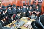 Main image for כ"ק אדמו"ר מסאטמאר שליט"א ביים התמנות דומ"ץ בביהמ"ד אור ישראל אלימלך וומ"ס