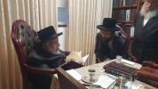 כ"ק אדמו"ר מזועהיל באזוכט ביי כ"ק אדמו"ר מקאפיטשניץ שליט"א 