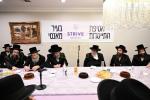 מאנסי וואונטשט זיך מזל טוב צום עפענונג פון סטרייוו 