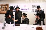 מאנסי וואונטשט זיך מזל טוב צום עפענונג פון סטרייוו 